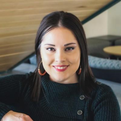 Profile picture of Sarah Lonelodge